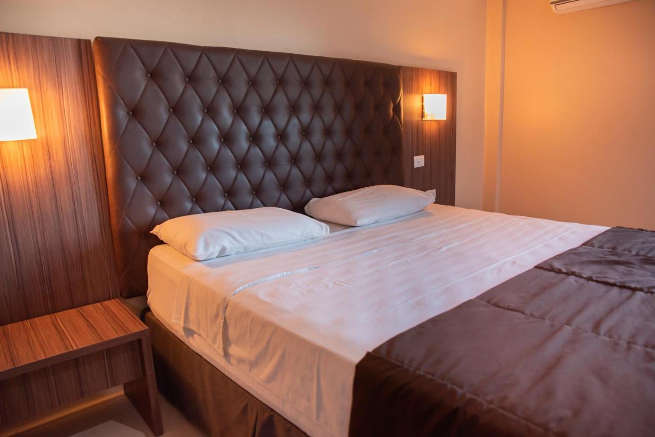 Hotel Village Premium Caruaru Esterno foto